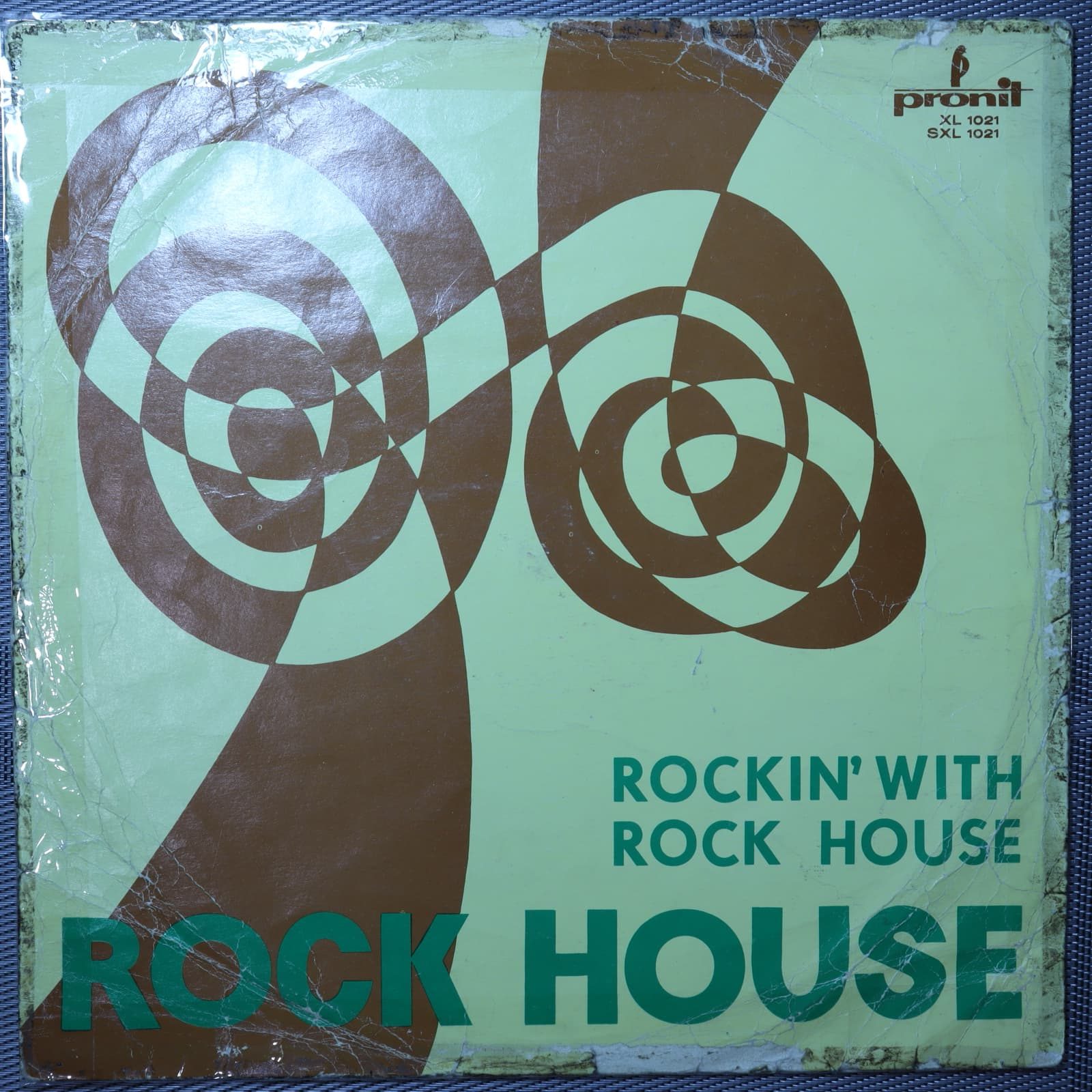 Rock house (2) – Rockin' with rock house Rock house (2) – Rockin' with rock house