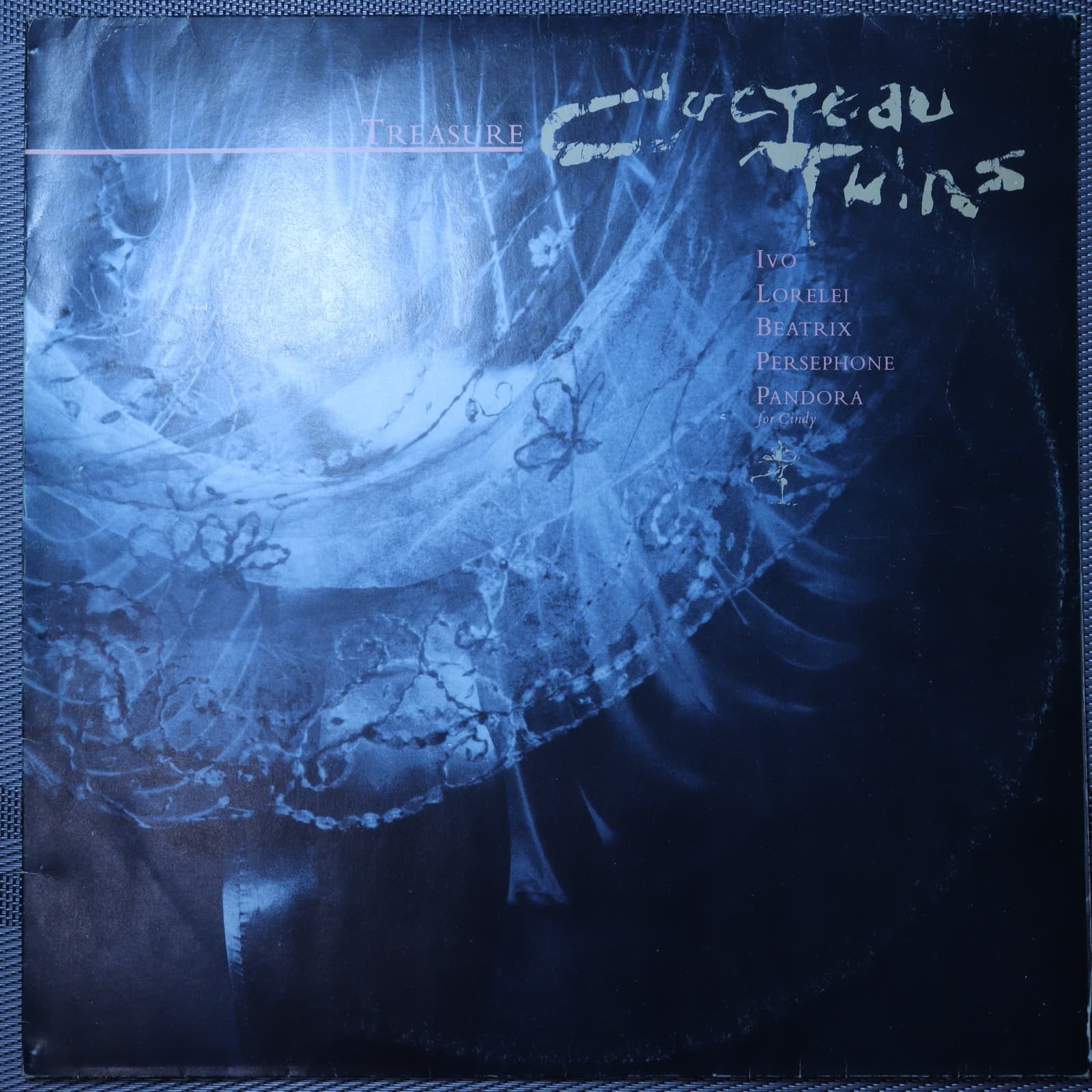 Cocteau Twins – Treasure Cocteau Twins – Treasure